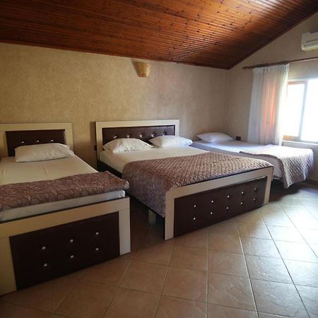 טיראנה Alen Bar Hotel מראה חיצוני תמונה