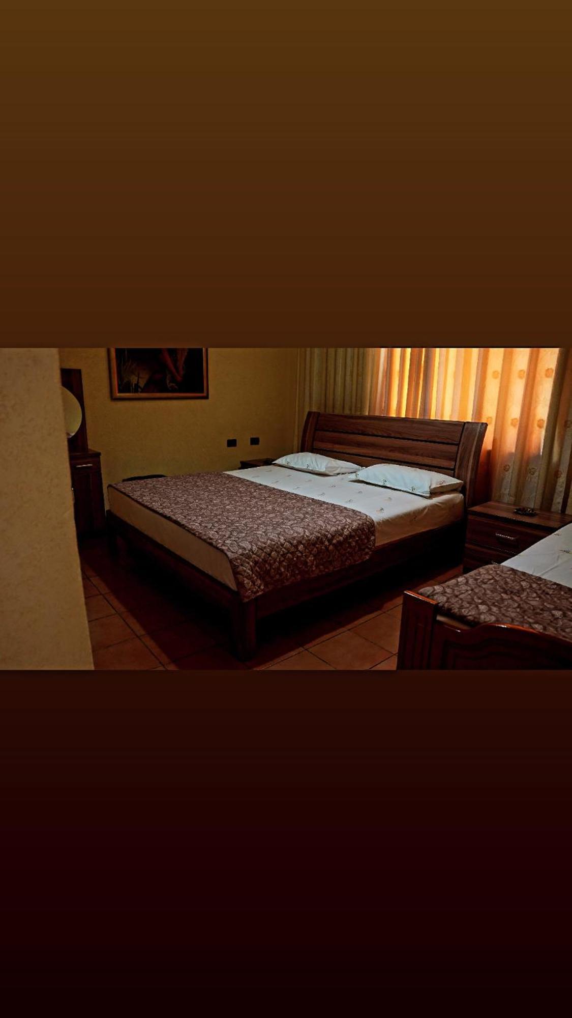 טיראנה Alen Bar Hotel מראה חיצוני תמונה