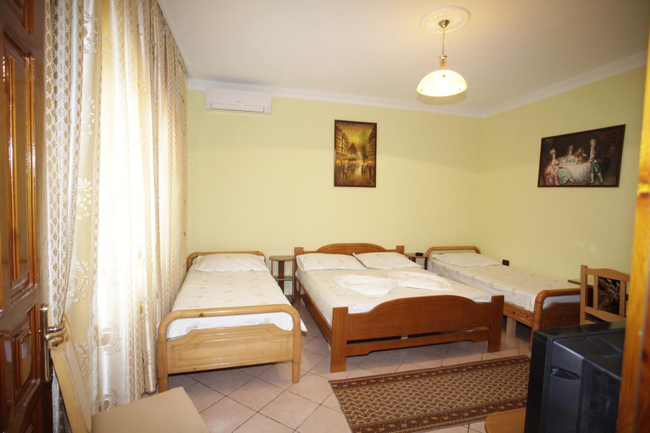 טיראנה Alen Bar Hotel מראה חיצוני תמונה